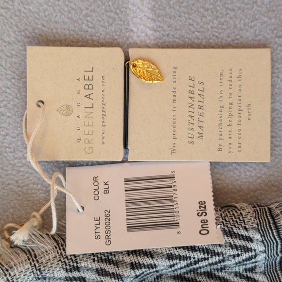 🏷️ NWT Scarf and Bracelet Set - Picture 5 of 6